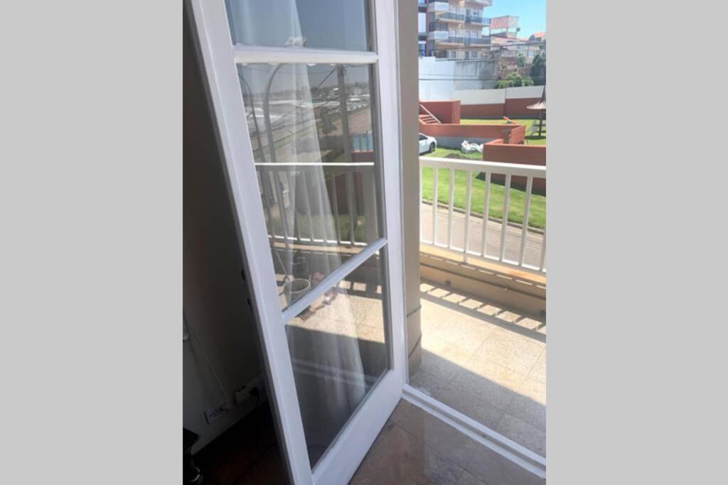 Mar Del Plata Frente Al Mar Biblioteca Apartment Exterior photo