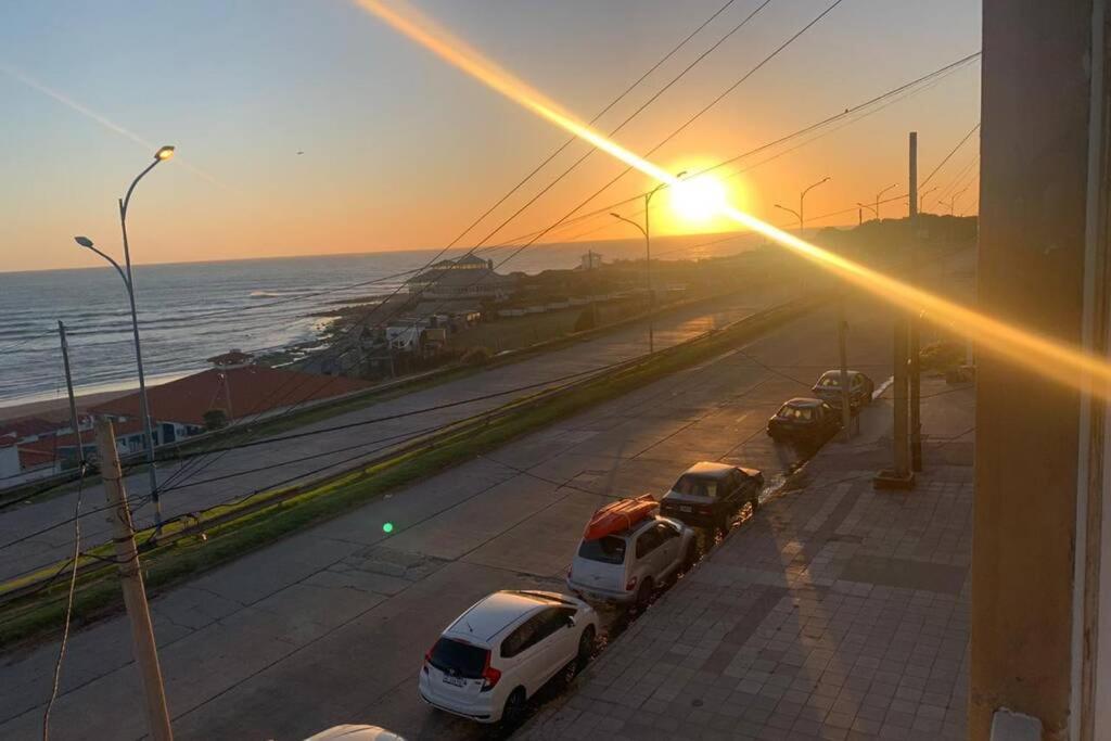 Mar Del Plata Frente Al Mar Biblioteca Apartment Exterior photo